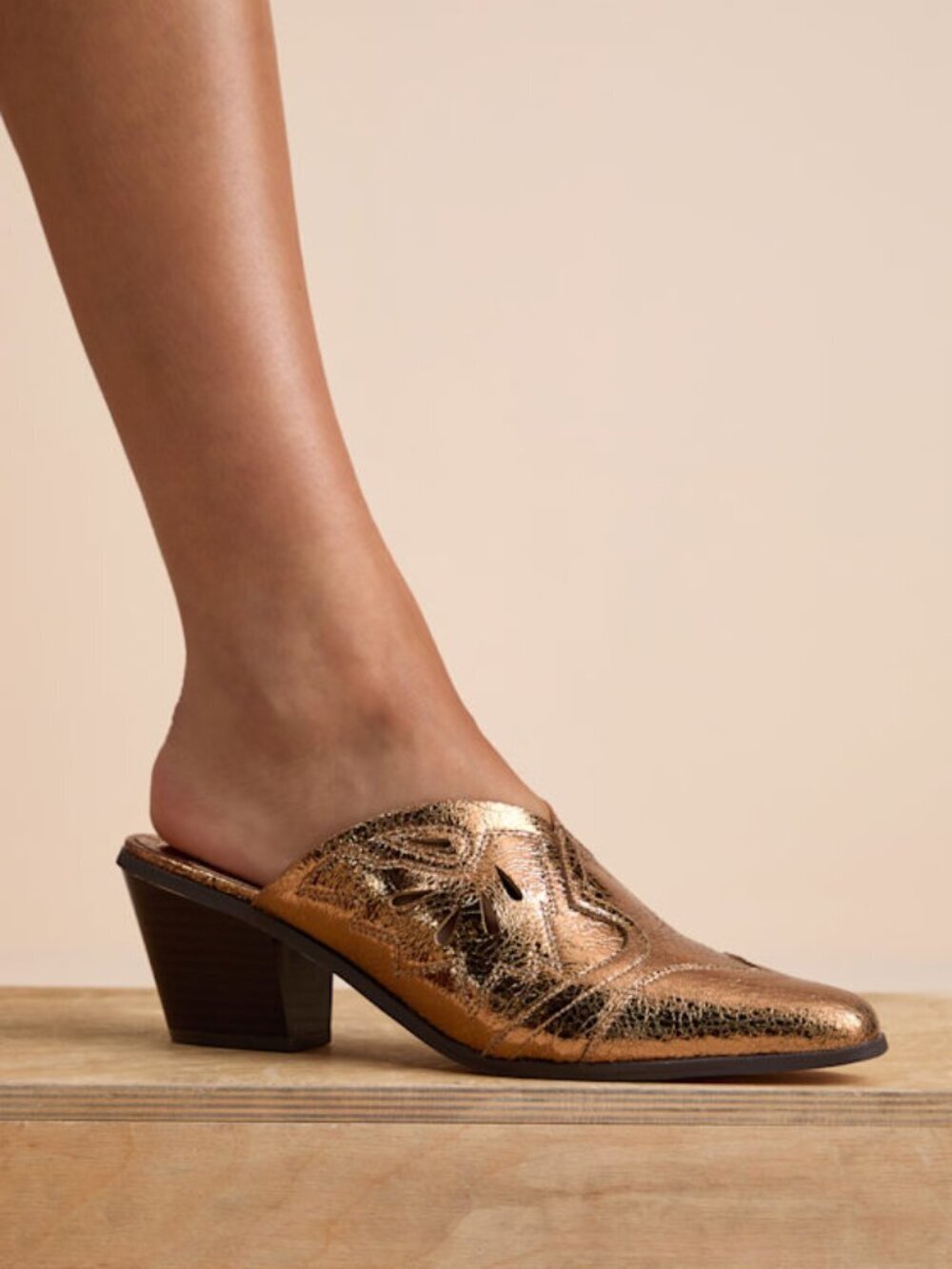 Lulus Armina Bronze Western Mule Pumps Gold - Size 8
